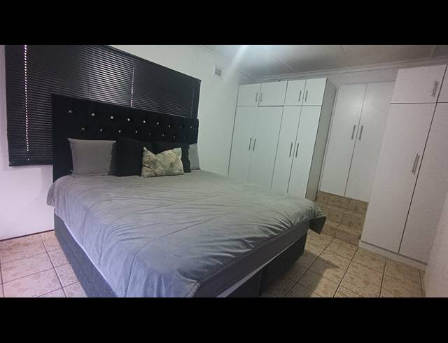 4 BEDROOM HOUSE FOR SALE IN KHARWASTAN